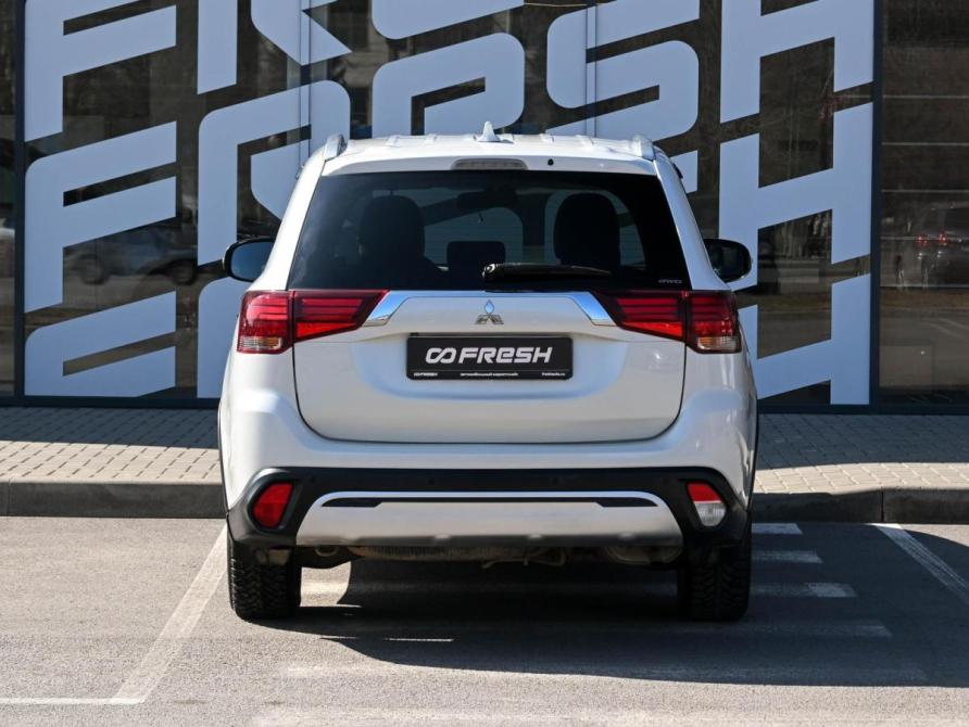 Mitsubishi Outlander III Рестайлинг 3 Волгоград  - изображение 4