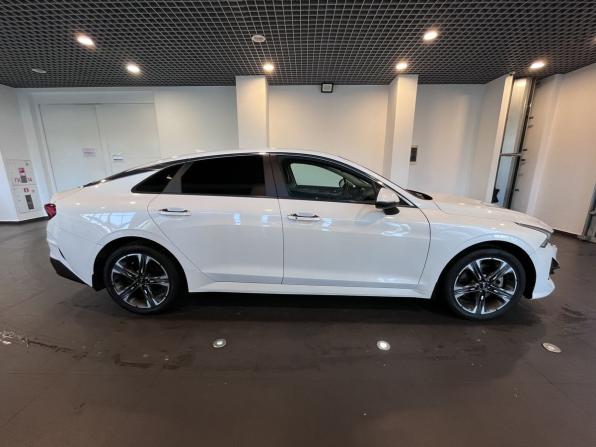 Kia K5 III с пробегом 2022 года, цена 2 150 000 рублей, 184442 км, седан, Автокод Объявления