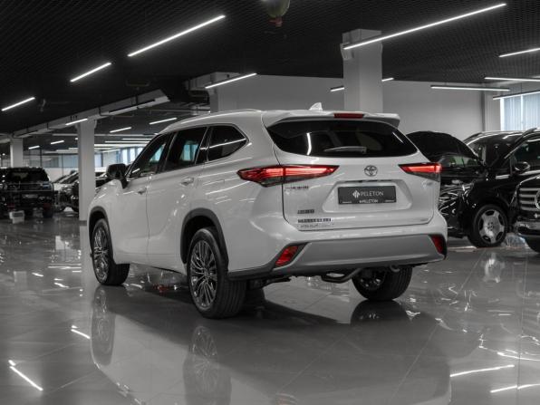 Toyota Highlander IV (XU70) с пробегом 2026 года, цена 5 450 000 рублей, 22 км, внедорожник, Автокод Объявления
