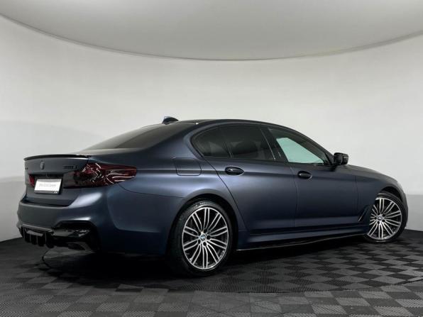 BMW 5 серии VII (G30/G31/G38) с пробегом 2017 года, цена 4 356 000 рублей, 96437 км, седан, Автокод Объявления