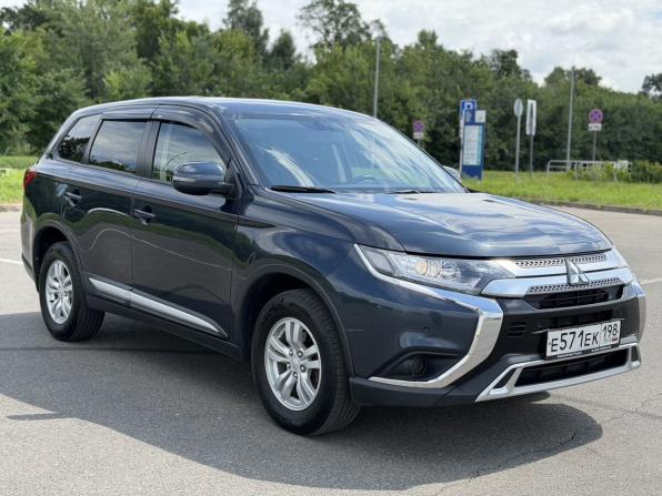 Mitsubishi Outlander III Рестайлинг 3 с пробегом 2019 года, цена 2 049 000 рублей, 88002 км, внедорожник, Автокод Объявления