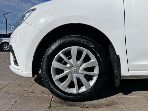 Renault Logan II Рестайлинг с пробегом 2021 года, цена 899 000 рублей, 99531 км, седан, Автокод Объявления