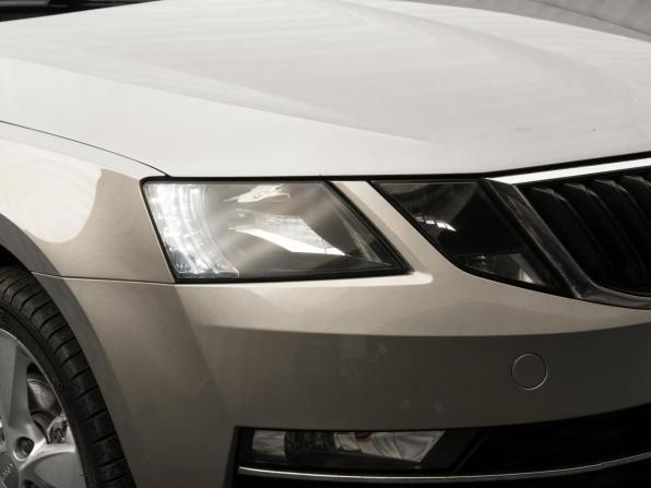Skoda Octavia III (A7) Рестайлинг с пробегом 2018 года, цена 1 990 000 рублей, 91414 км, лифтбек, Автокод Объявления