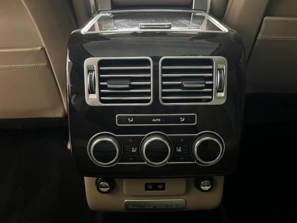 Land Rover Range Rover IV с пробегом 2015 года, цена 3 999 000 рублей, 160257 км, внедорожник, Автокод Объявления