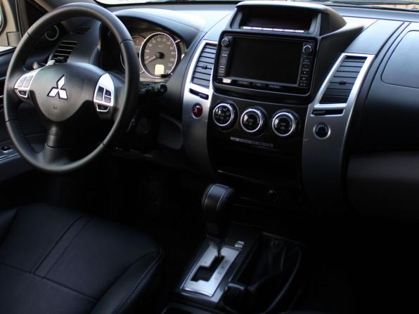 Mitsubishi Pajero Sport II Рестайлинг с пробегом 2014 года, цена 1 799 000 рублей, 158683 км, внедорожник, Автокод Объявления