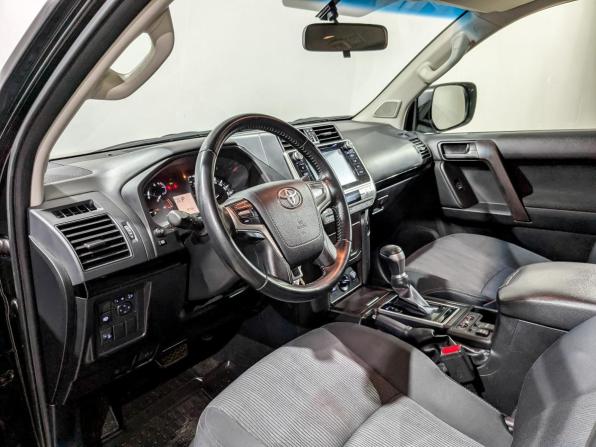 Toyota Land Cruiser Prado 150 Series Рестайлинг 2 с пробегом 2019 года, цена 4 840 000 рублей, 97944 км, внедорожник, Автокод Объявления