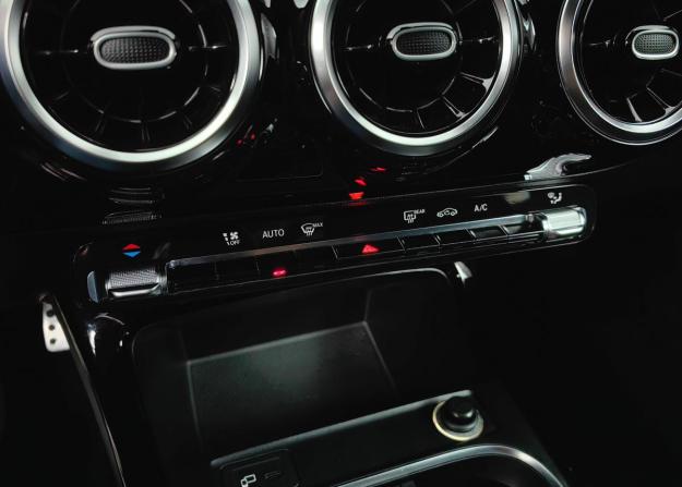 Mercedes-Benz A-Класс IV (W177) с пробегом 2019 года, цена 2 170 000 рублей, 102633 км, хэтчбек, Автокод Объявления