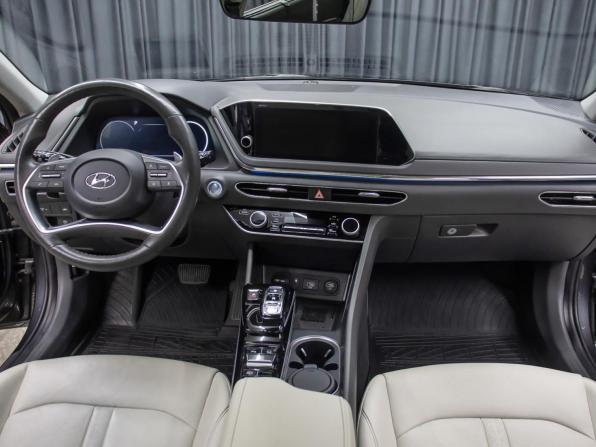 Hyundai Sonata VIII (DN8) с пробегом 2022 года, цена 2 749 000 рублей, 70470 км, седан, Автокод Объявления