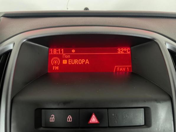 Opel Astra J Рестайлинг с пробегом 2013 года, цена 650 000 рублей, 251271 км, седан, Автокод Объявления