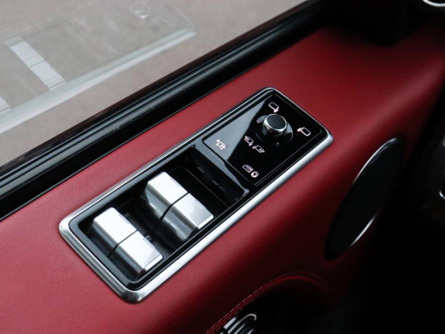 Land Rover Range Rover IV Рестайлинг Химки  - изображение 15