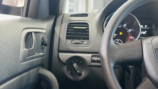 Skoda Yeti I с пробегом 2013 года, цена 845 000 рублей, 96000 км, внедорожник, Автокод Объявления
