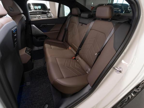 BMW 5 серии VIII (G60/G61/G68) с пробегом 2024 года, цена 6 550 000 рублей, 22543 км, седан, Автокод Объявления