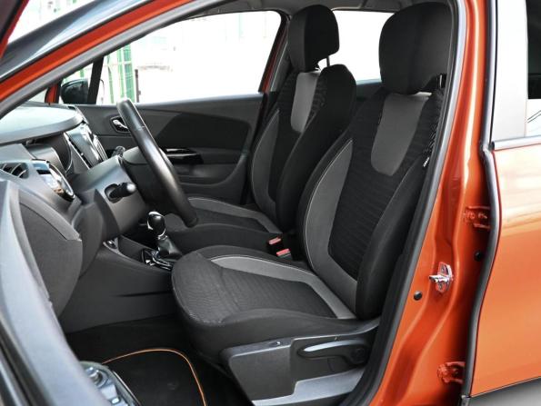 Renault Kaptur I с пробегом 2017 года, цена 1 179 000 рублей, 175440 км, внедорожник, Автокод Объявления