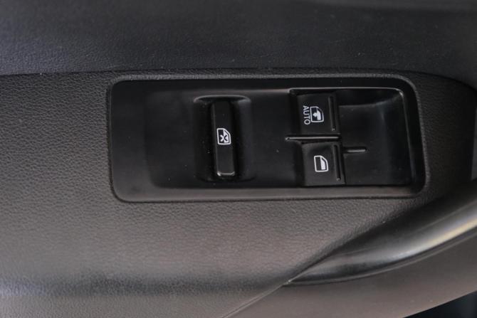 Volkswagen Polo V с пробегом 2012 года, цена 749 000 рублей, 248000 км, седан, Автокод Объявления
