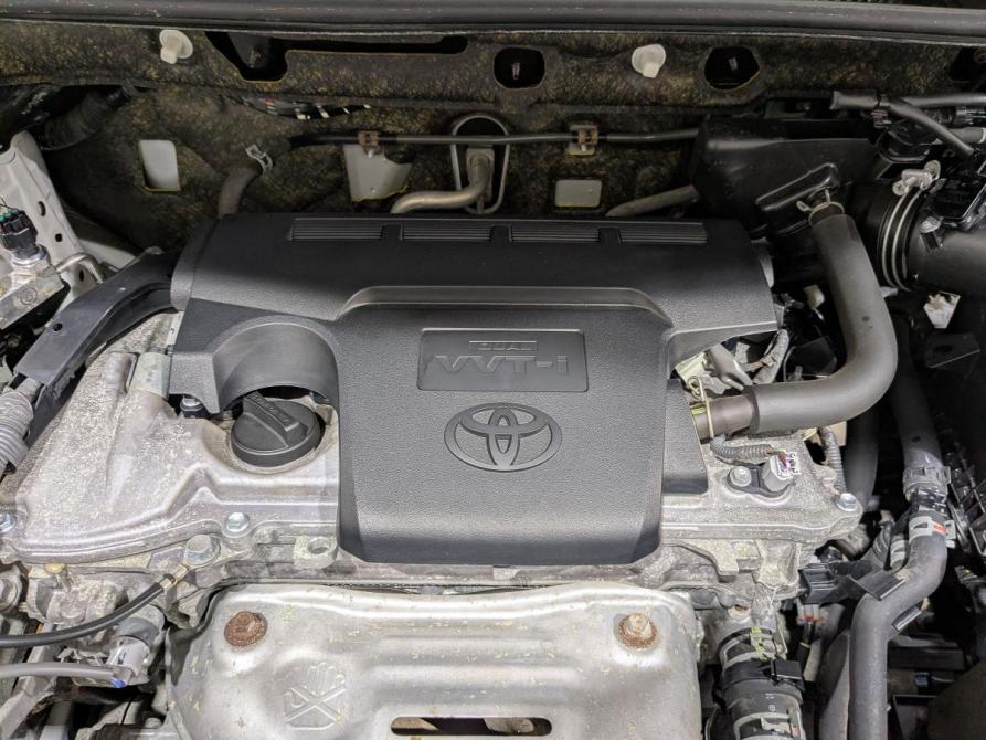 Toyota RAV4 IV (XA40) Рестайлинг Химки  - изображение 9