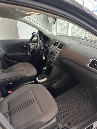 Volkswagen Polo V Рестайлинг с пробегом 2016 года, цена 1 064 000 рублей, 150700 км, седан, Автокод Объявления
