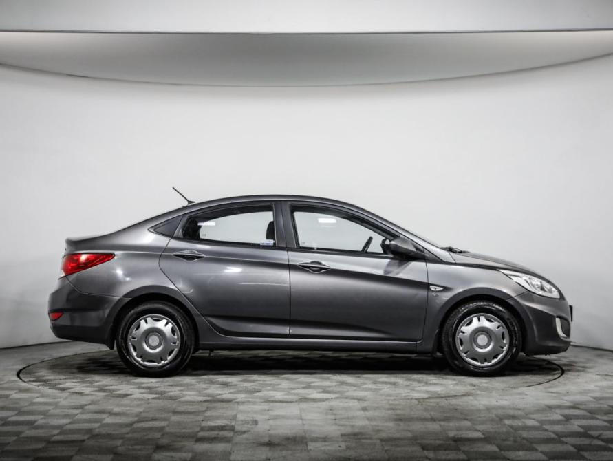 Hyundai Solaris I Санкт-Петербург  - изображение 4