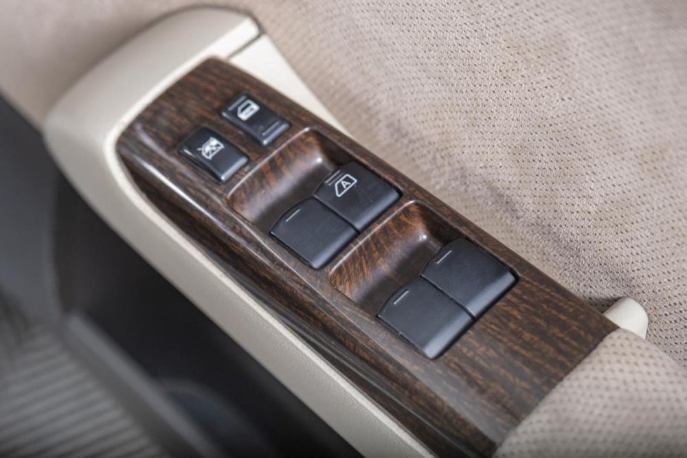 Nissan Presage II Томск  - изображение 8