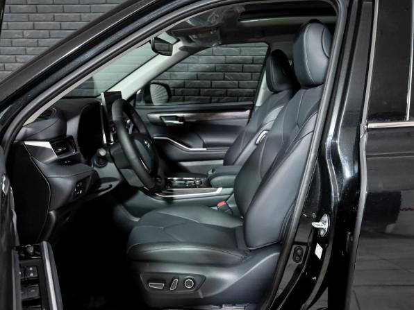 Toyota Highlander IV (XU70) с пробегом 2026 года, цена 5 590 000 рублей, 48 км, внедорожник, Автокод Объявления