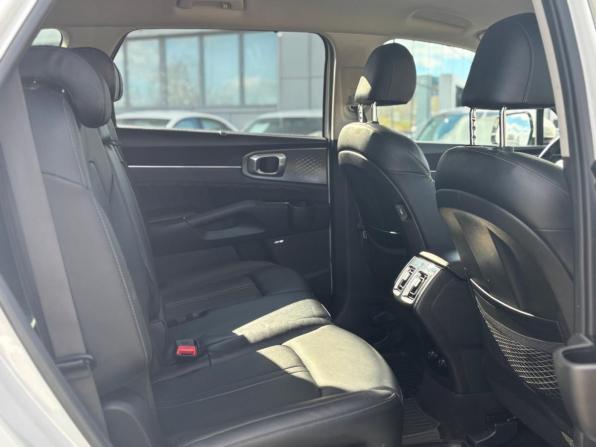 Kia Sorento IV с пробегом 2021 года, цена 3 580 000 рублей, 95519 км, внедорожник, Автокод Объявления