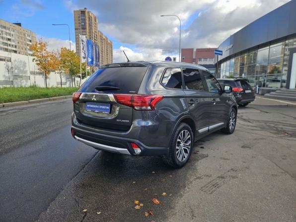 Mitsubishi Outlander III Рестайлинг с пробегом 2015 года, цена 2 250 000 рублей, 49839 км, внедорожник, Автокод Объявления