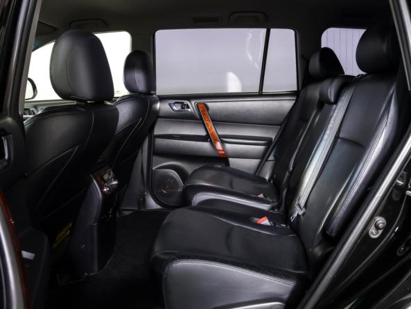 Toyota Highlander II (XU40) Рестайлинг с пробегом 2012 года, цена 2 190 000 рублей, 180157 км, внедорожник, Автокод Объявления