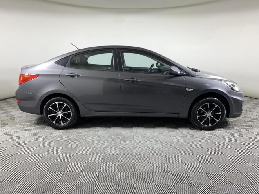 Hyundai Solaris I Москва  - изображение 4