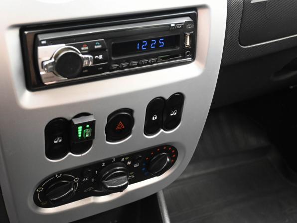 Renault Sandero I с пробегом 2013 года, цена 469 900 рублей, 470000 км, хэтчбек, Автокод Объявления