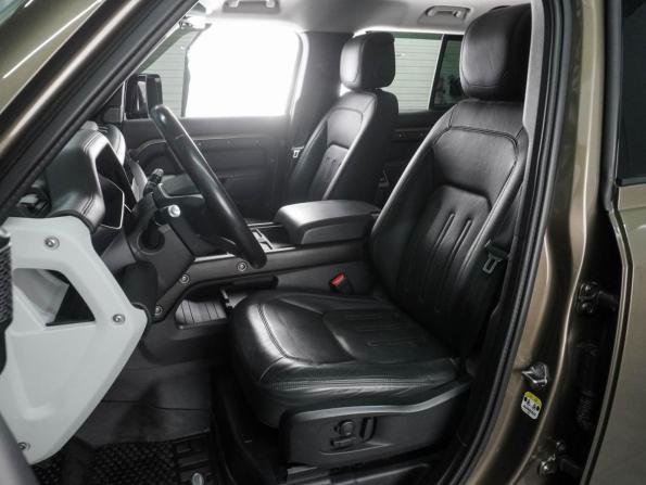 Land Rover Defender II с пробегом 2020 года, цена 4 999 000 рублей, 103676 км, внедорожник, Автокод Объявления