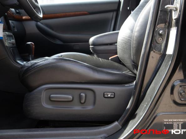 Toyota Avensis II Рестайлинг с пробегом 2006 года, цена 658 000 рублей, 290050 км, седан, Автокод Объявления