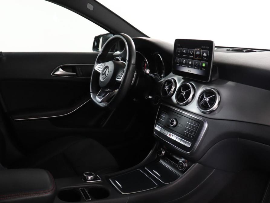 Mercedes-Benz GLA I (X156) Рестайлинг Москва  - изображение 9