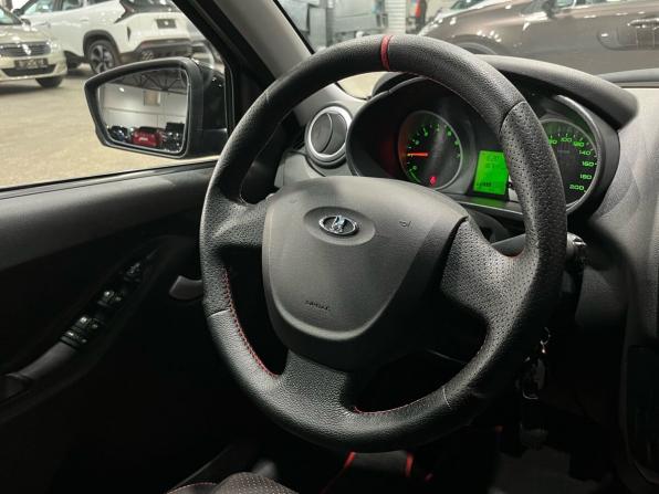 Lada (ВАЗ) Granta I с пробегом 2017 года, цена 774 000 рублей, 96779 км, седан, Автокод Объявления