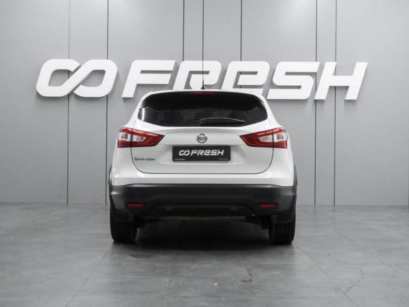 Nissan Qashqai II с пробегом 2016 года, цена 1 499 000 рублей, 161087 км, внедорожник, Автокод Объявления