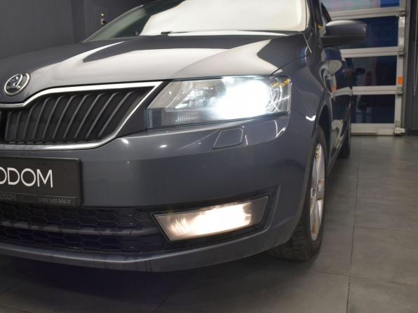 Skoda Rapid I с пробегом 2014 года, цена 1 270 000 рублей, 125389 км, лифтбек, Автокод Объявления