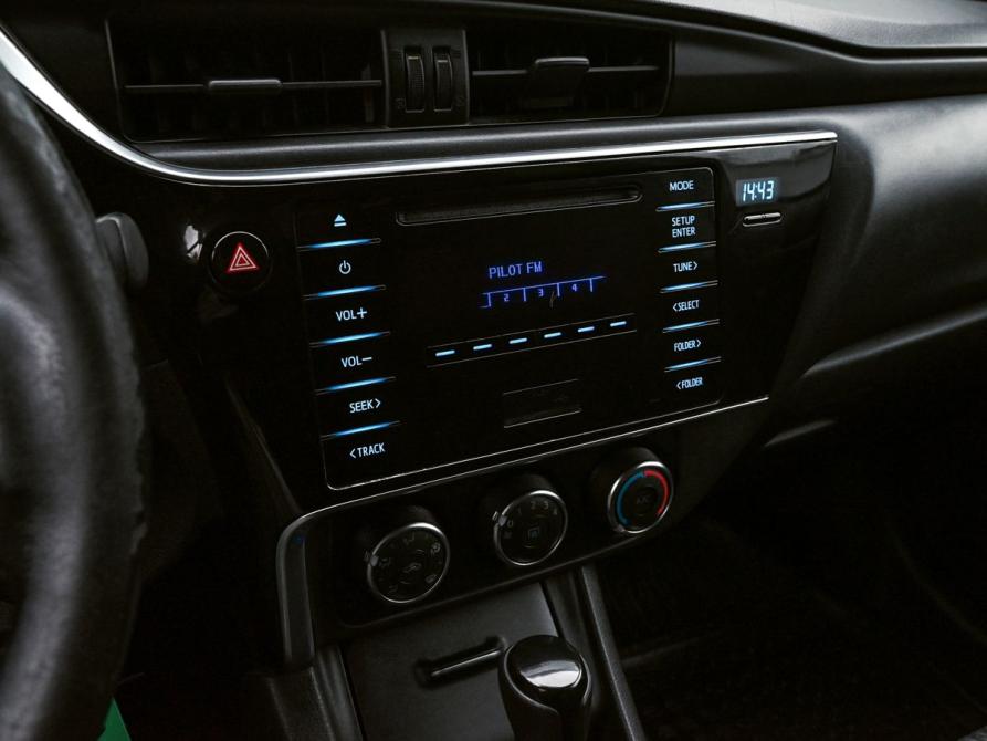 Toyota Corolla XI (E160 E170 E180) Рестайлинг 1 Екатеринбург  - изображение 11
