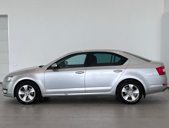 Skoda Octavia III (A7) с пробегом 2015 года, цена 1 145 000 рублей, 233288 км, лифтбек, Автокод Объявления