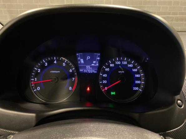 Hyundai Solaris I с пробегом 2012 года, цена 820 000 рублей, 147548 км, седан, Автокод Объявления