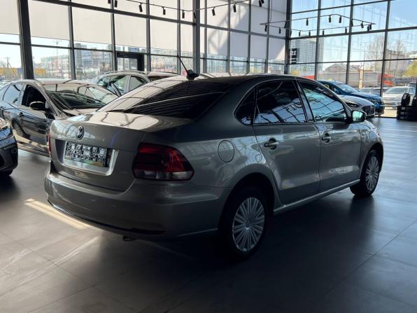 Volkswagen Polo V Рестайлинг с пробегом 2017 года, цена 720 000 рублей, 224025 км, седан, Автокод Объявления