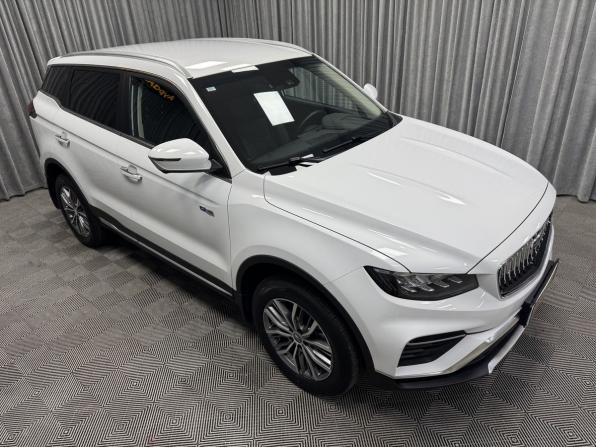 Geely Atlas Pro с пробегом 2024 года, цена 2 415 000 рублей, 30375 км, внедорожник, Автокод Объявления