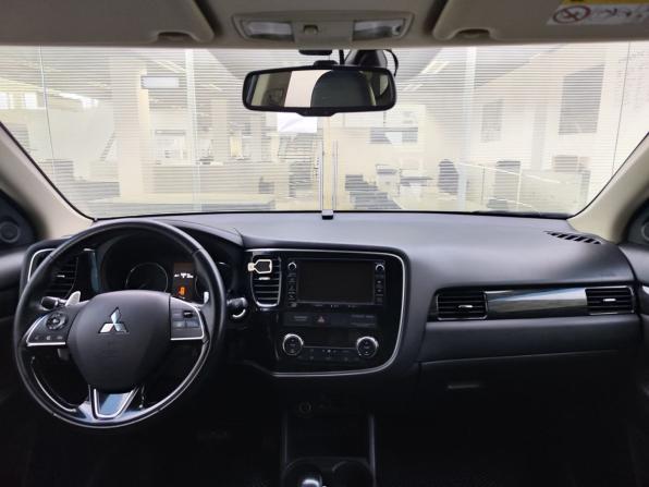 Mitsubishi Outlander III Рестайлинг 2 с пробегом 2016 года, цена 1 945 000 рублей, 168748 км, внедорожник, Автокод Объявления