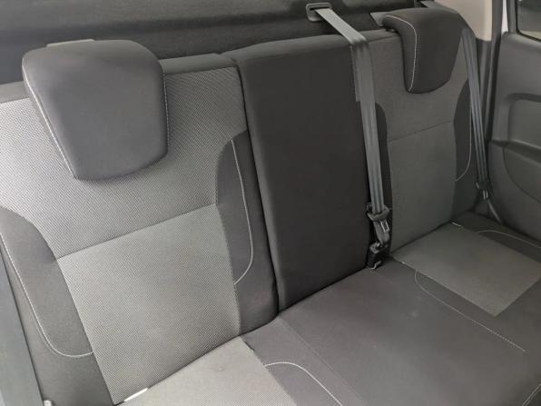 Renault Logan II Рестайлинг с пробегом 2021 года, цена 1 194 000 рублей, 72000 км, седан, Автокод Объявления