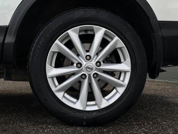 Nissan Qashqai II с пробегом 2018 года, цена 1 458 800 рублей, 103674 км, внедорожник, Автокод Объявления