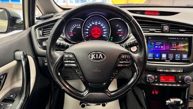 Kia Ceed II Рестайлинг с пробегом 2015 года, цена 1 299 500 рублей, 144563 км, универсал, Автокод Объявления