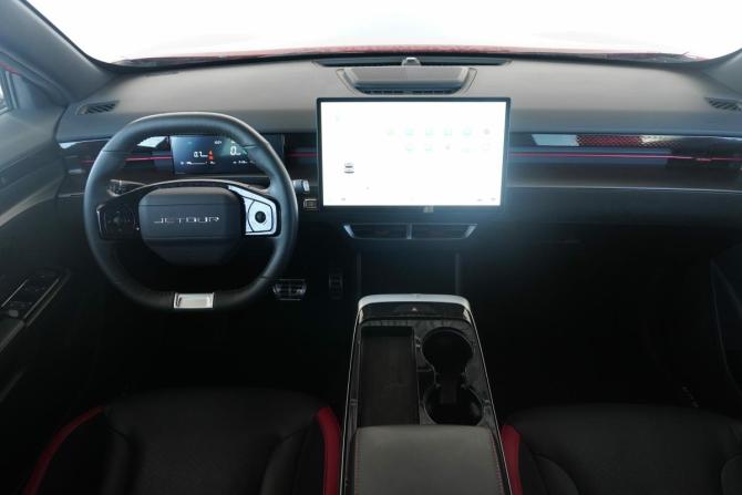 JETOUR DASHING I с пробегом 2024 года, цена 2 090 000 рублей, 19125 км, внедорожник, Автокод Объявления