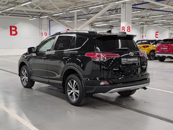 Toyota RAV4 IV (XA40) Рестайлинг с пробегом 2018 года, цена 2 800 000 рублей, 135283 км, внедорожник, Автокод Объявления