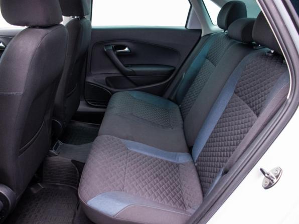 Volkswagen Polo V Рестайлинг с пробегом 2019 года, цена 1 180 000 рублей, 123390 км, седан, Автокод Объявления