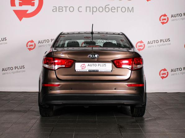 Kia Rio III Рестайлинг с пробегом 2016 года, цена 890 000 рублей, 138932 км, седан, Автокод Объявления
