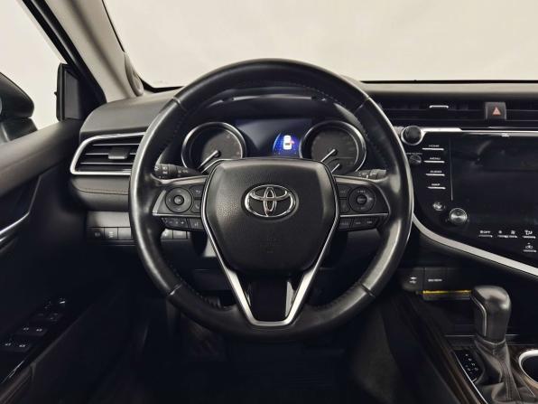 Toyota Camry VIII (XV70) с пробегом 2019 года, цена 2 750 000 рублей, 114372 км, седан, Автокод Объявления