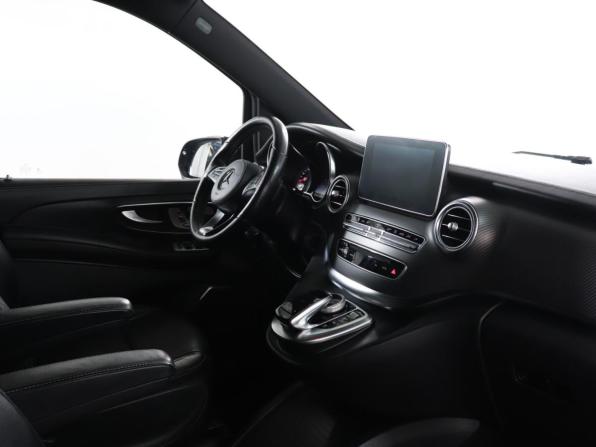 Mercedes-Benz V-Класс III (W447) с пробегом 2018 года, цена 4 750 000 рублей, 214686 км, минивэн, Автокод Объявления