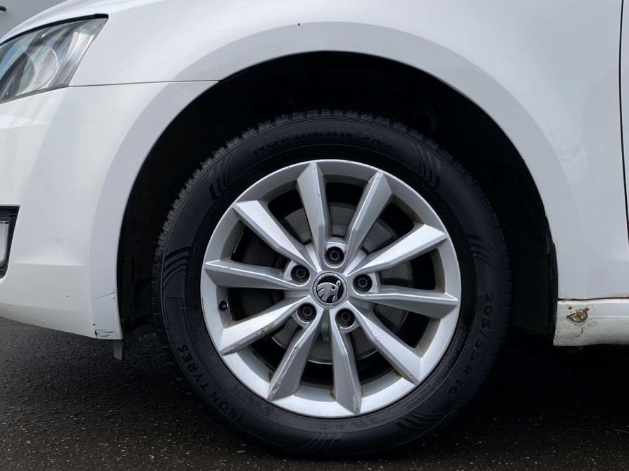 Skoda Octavia III (A7) Москва  - изображение 9